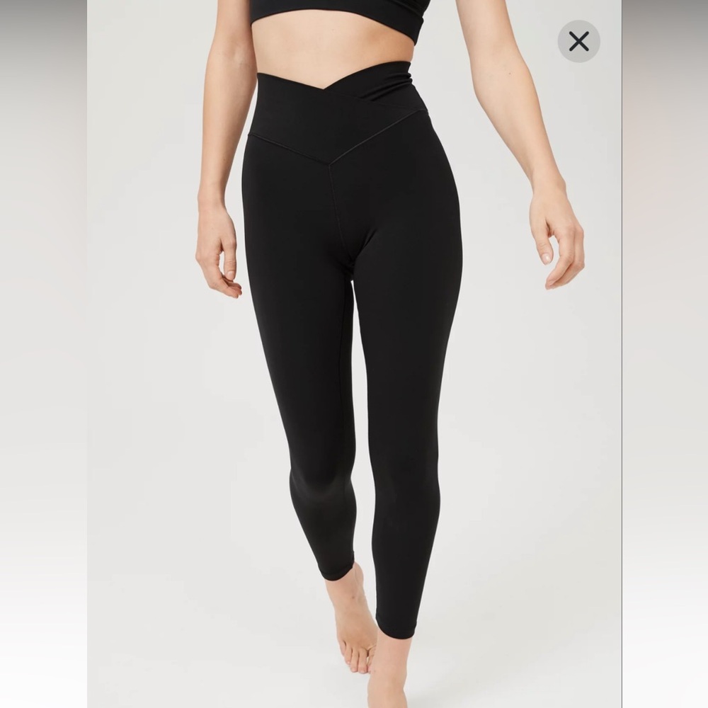 Aerie OFFLINE Real Me High Waisted Crossover Leggings Side Pockets Black Small